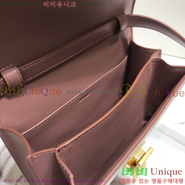 #������ Ŭ���� �ڽ��� �̴� 189163-109