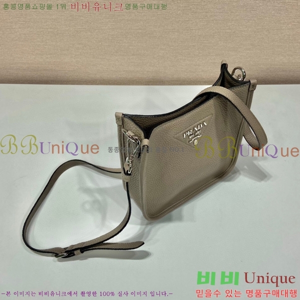 # ﰢΰ  ̴ 1BH191-104