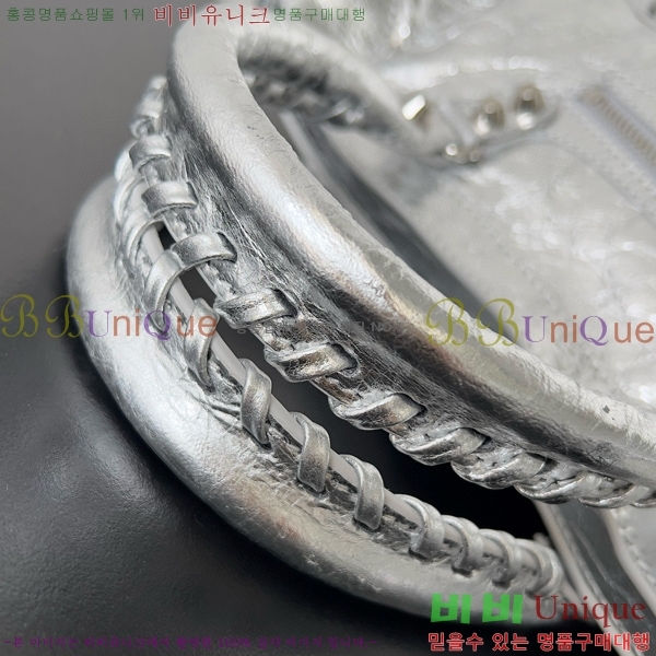 #߷þư  Ƽ   7977892-3