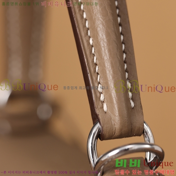 #�����޽� �̸��� 25CM ������� H255311-8