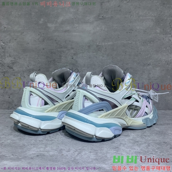 �߷��þư� Track 4.0 ����Ŀ�� 49BL2411-1443-10