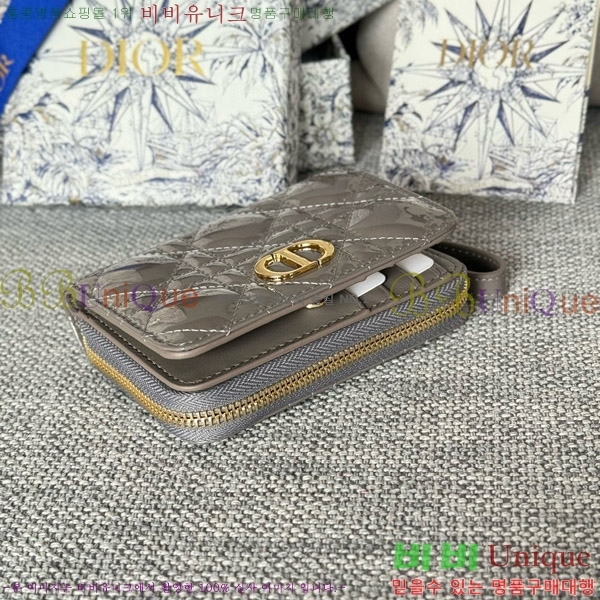 # ī Ʈ   S5032-401