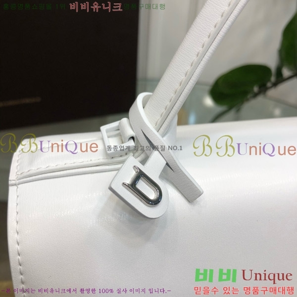 # Ʈ  MM TP0028-109