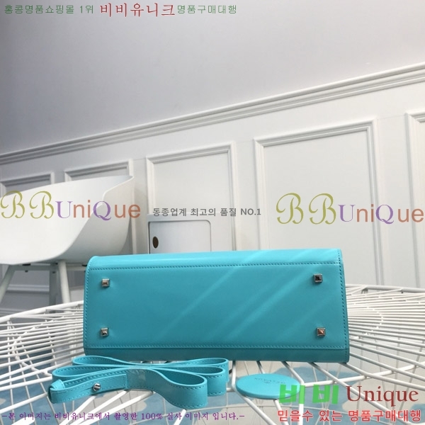 # Ʈ  MM TP0028-207