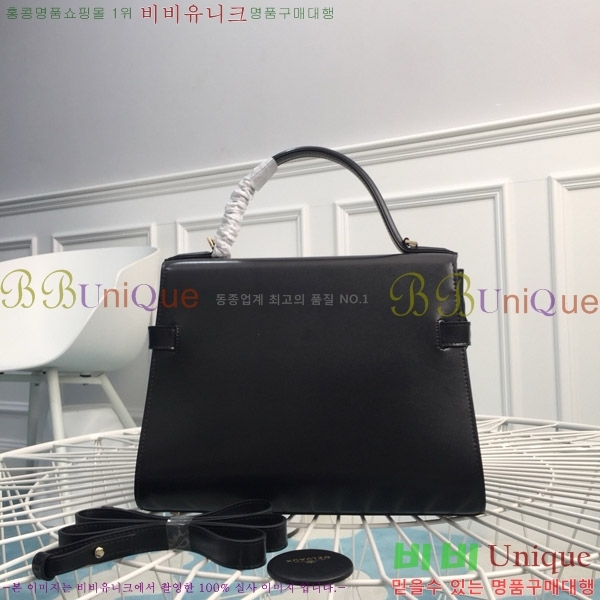 # Ʈ  MM TP0028-205