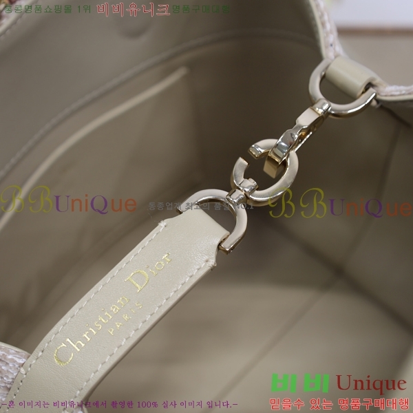 #  Ƽ Ʈ M22836-3