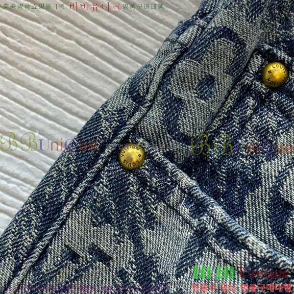  ̺   L1V411225-9