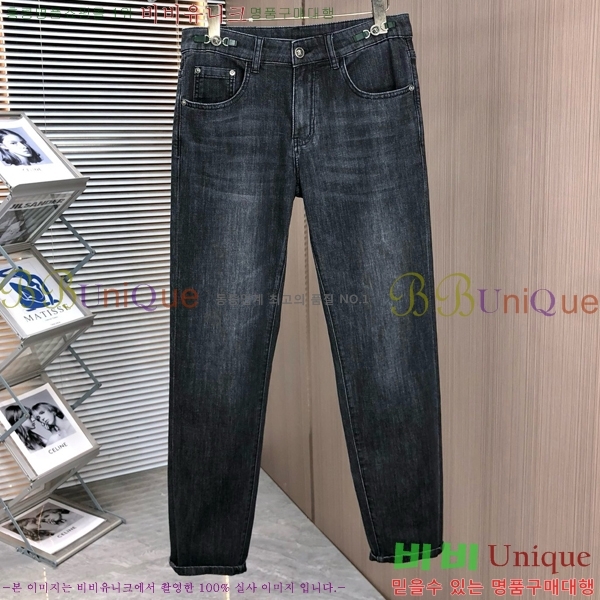  ü û VR25226447