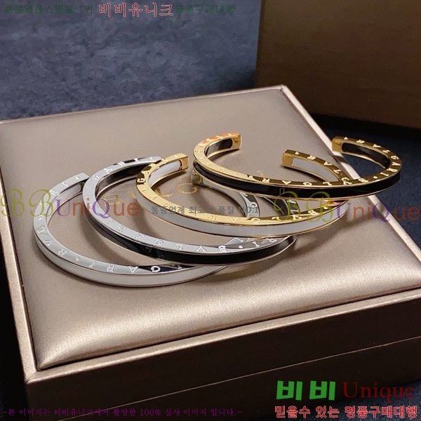 Ұ  BVL952209-3