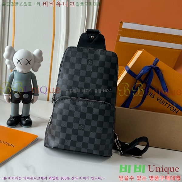 ̺ Graphite Ʈ M4171-704