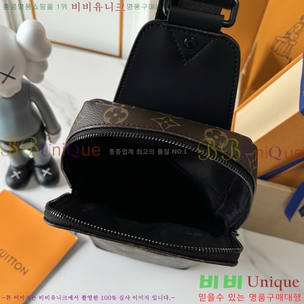 ̺ Graphite Ʈ M4171-704