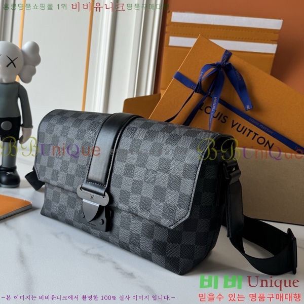 ̺ S  ޽ M46749-702