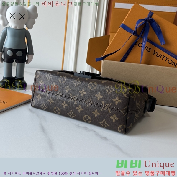 ̺ S  ޽ M46749-702