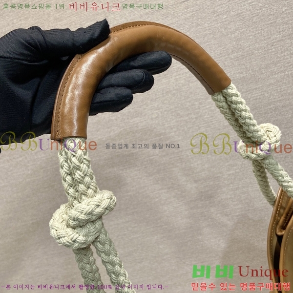 #  Ϸ   1BC244-701