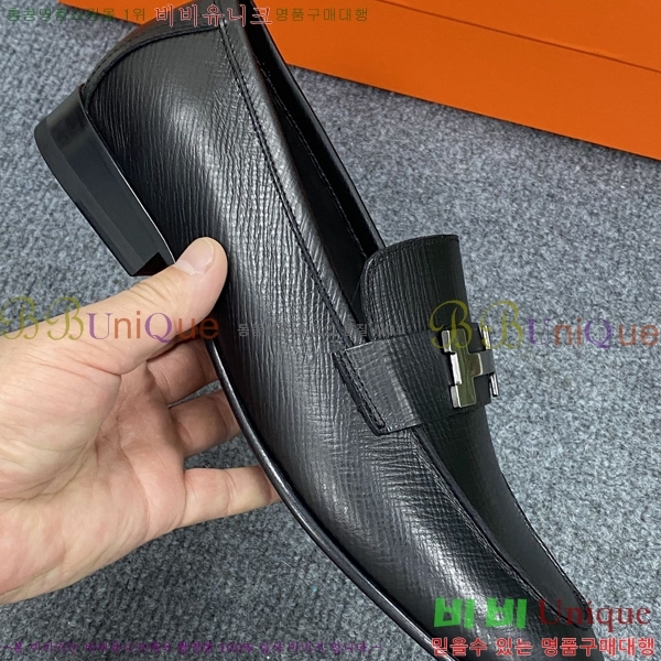  ޽  H93704-1