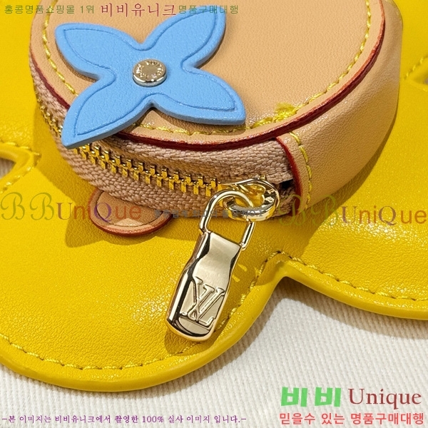 #̺     M82686-105