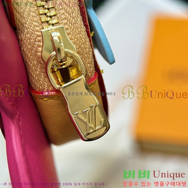 #̺     M82686-101