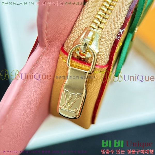 #̺     M82686-103