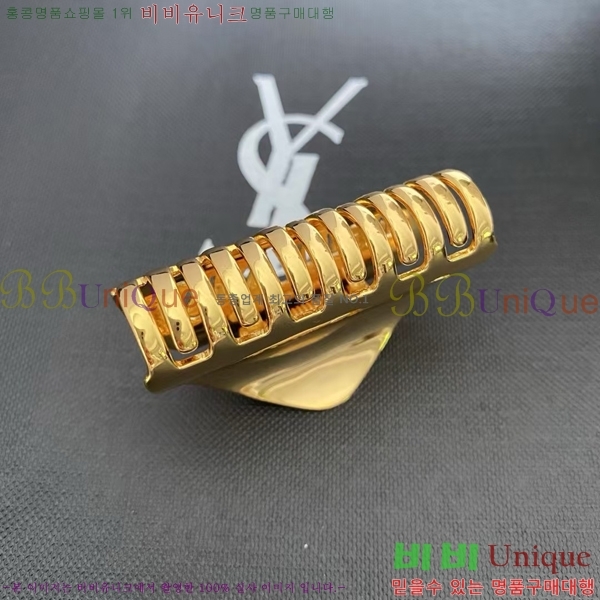 ζ   YSL064056-1