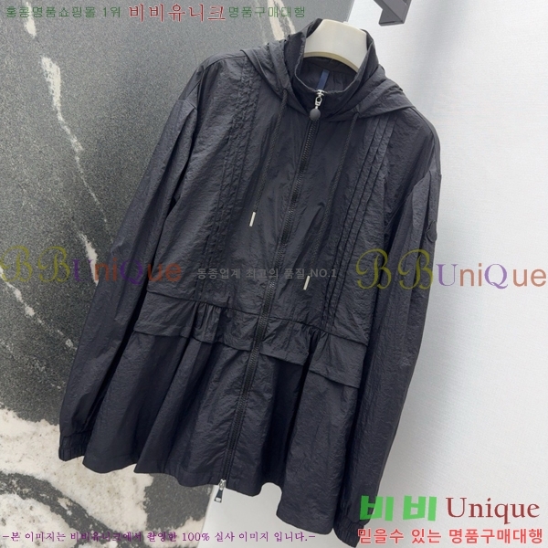  ˷  AW401122-5