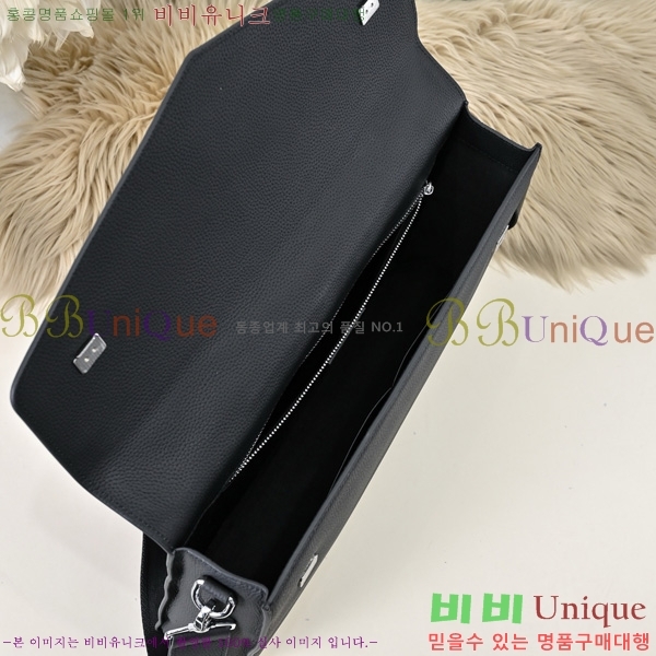 ޽  HE509998-1