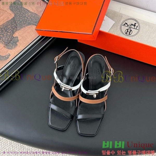 ޽  H526833-2