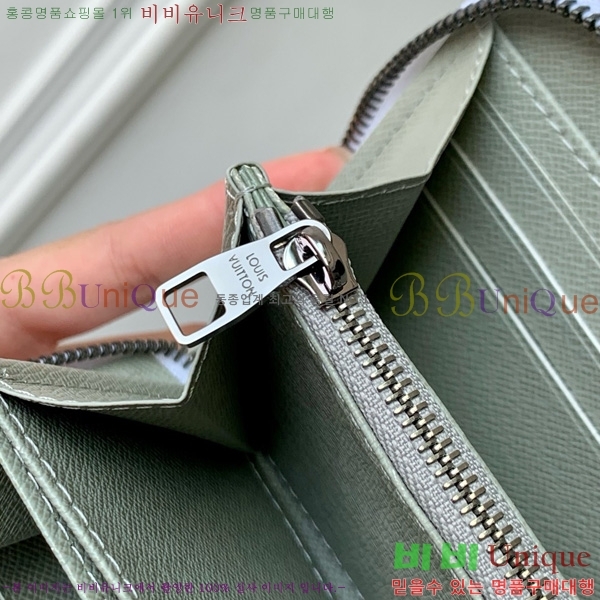 #̺   M13908-102