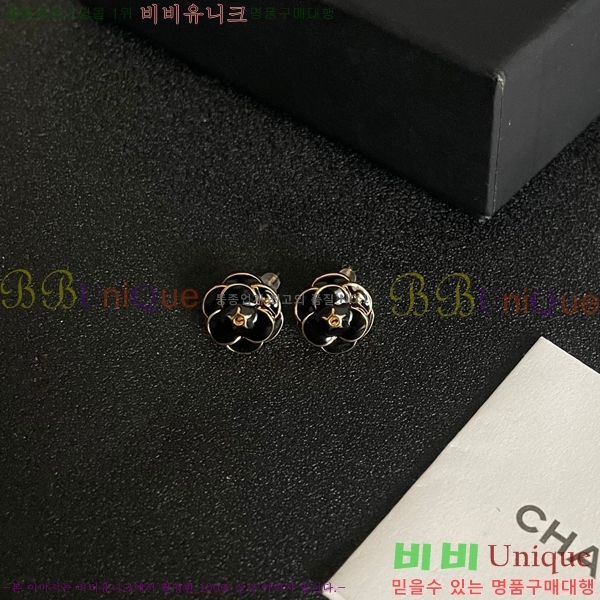 * Ͱ CH00388770-28