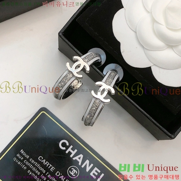 * Ͱ CH00388770-14