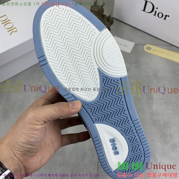   Ŀ DR974922-1