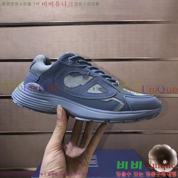   Ŀ DR974918-6
