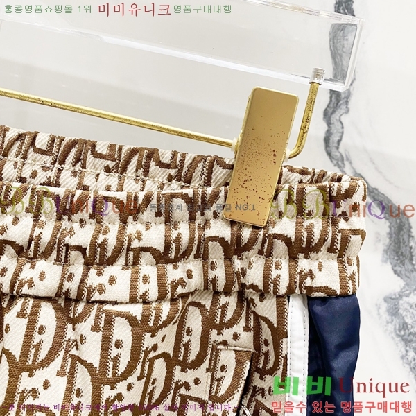  ݹ D910241-2