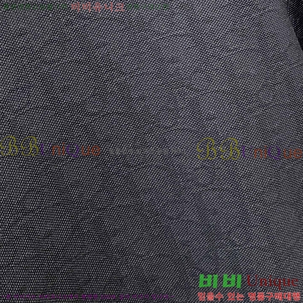    Ƽ D74703-1