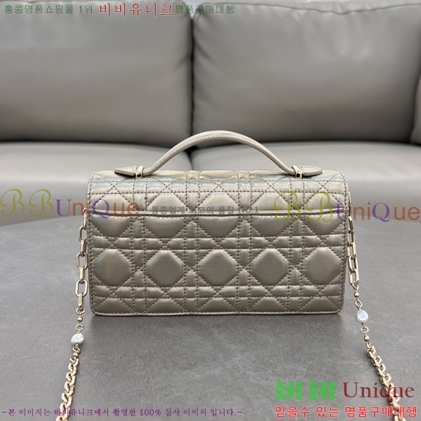 # ̵  ̴Ϲ DW0980-4