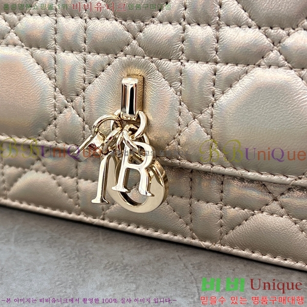 # ̵  ̴Ϲ DW0980-4