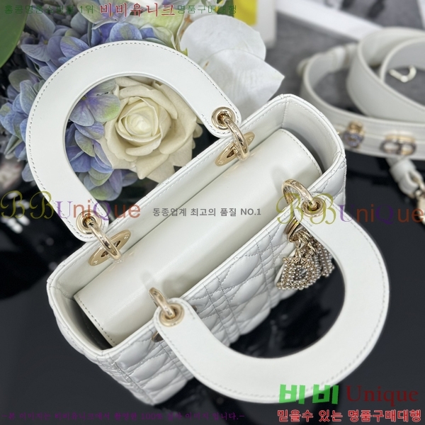 # NEW my abc ̵  24DM05385-658