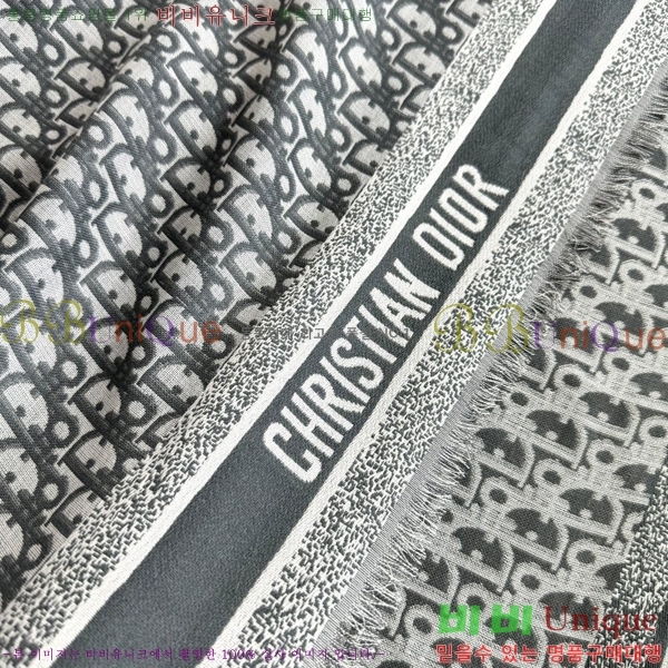 # ÷/ī D836619-1