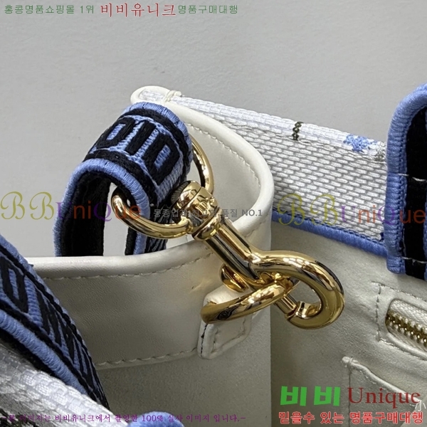 #  Ʈ ̵ M135251-106