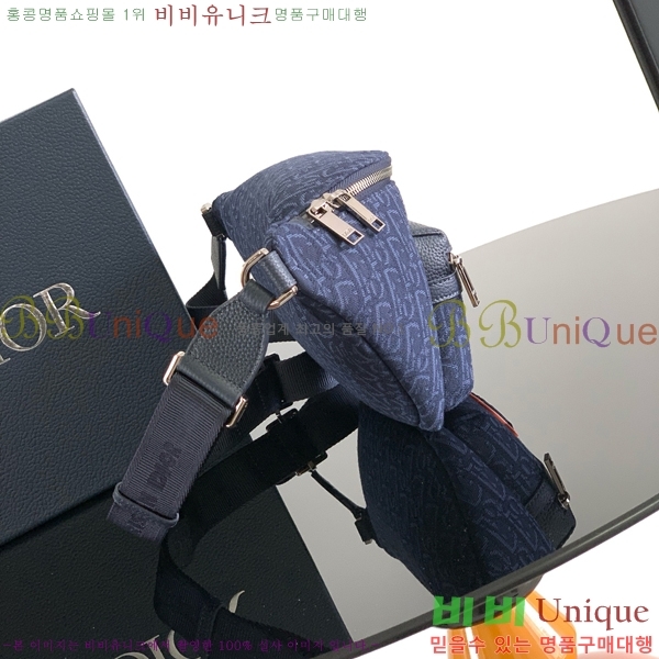 # ̴ 2.0 KAWS Ʈ 1ESBO077-2
