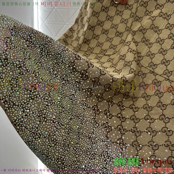   ǽ GU556720-7