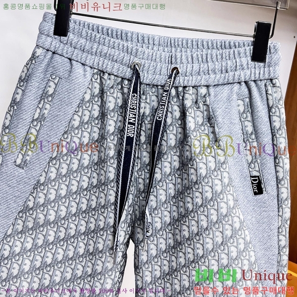   ݹ D2551376
