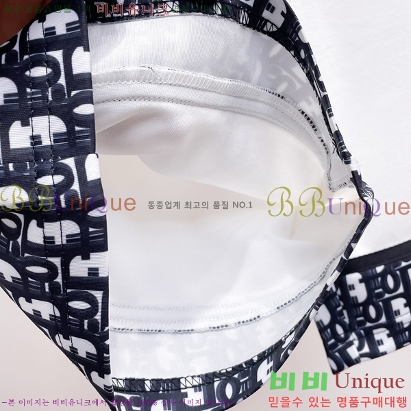   ݹ D2551377