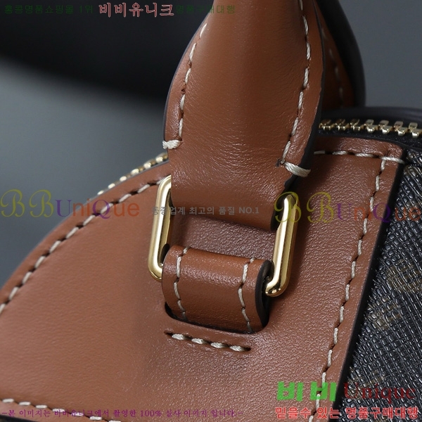 # Ʈ ĵ    121082-1001