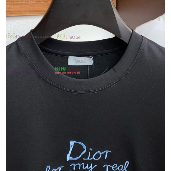    Ƽ D2587341