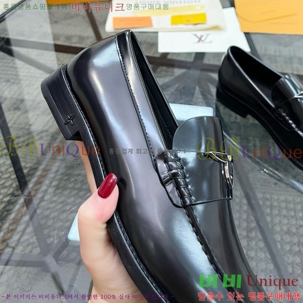  ̺  LV9115227