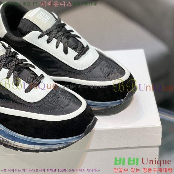   Ŀ J559021
