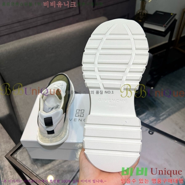   Ŀ J559021-1