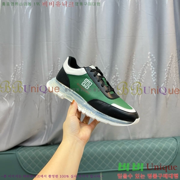   Ŀ J559021-6
