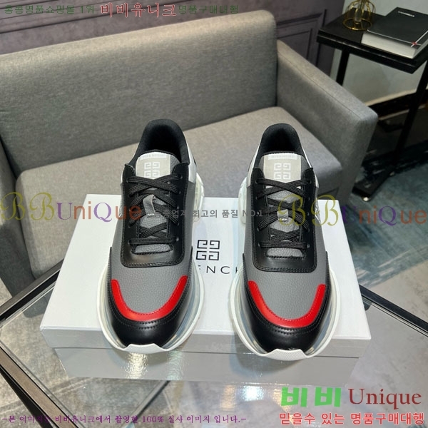   Ŀ J559021-7
