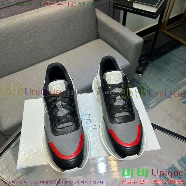   Ŀ J559021-7
